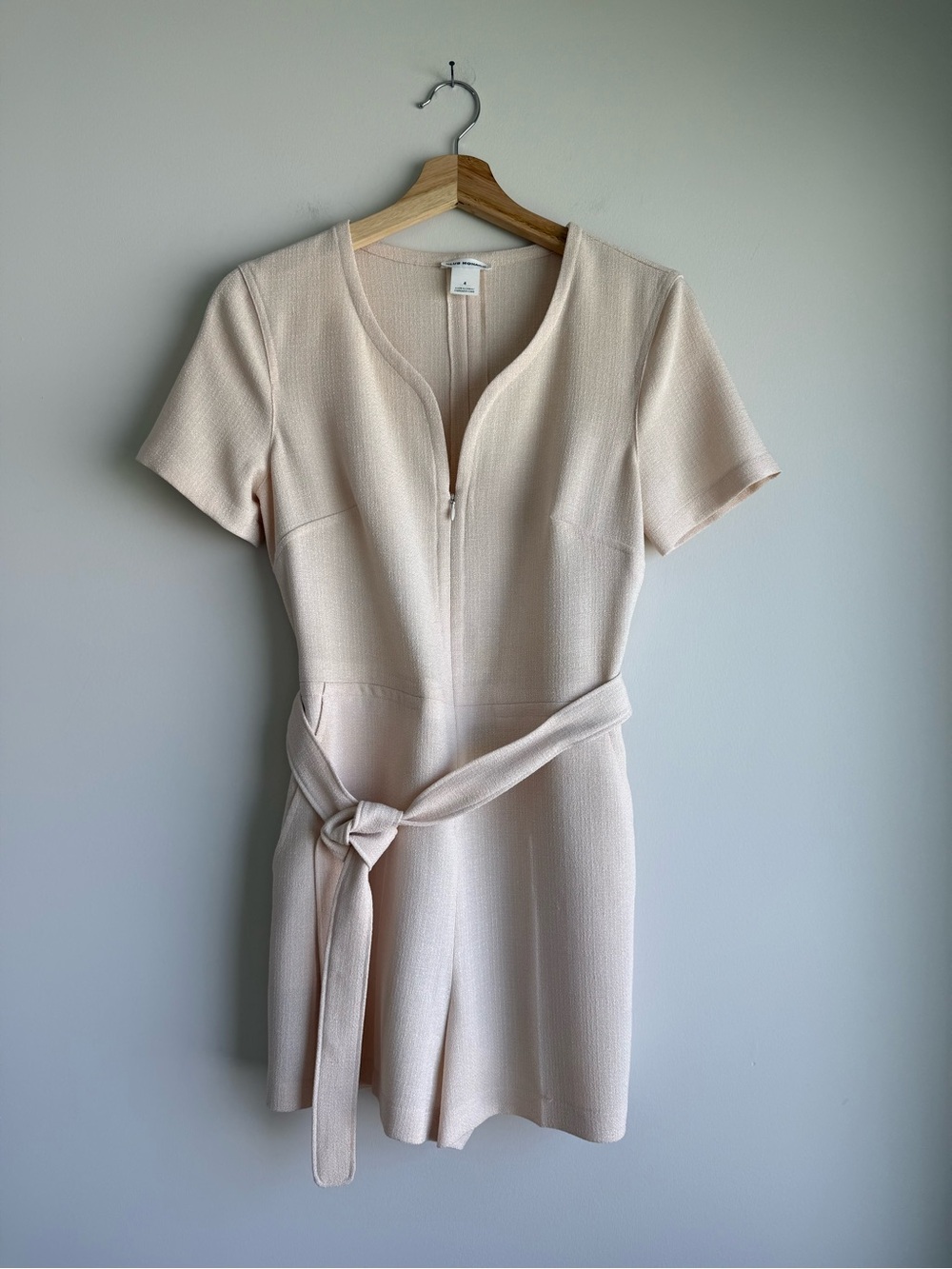 Club Monaco Cream Short-Sleeve Tie-Waist Mini Dress